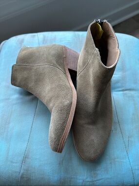 Joules Suede Ankle Boots in Taupe Green